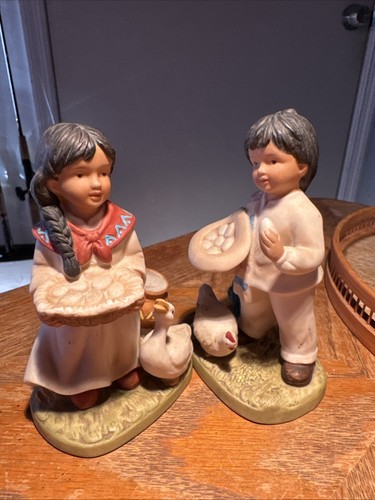 Pair Homco Native American Mexican Indian Boy Girl Figurines #1409 Duck Chicken