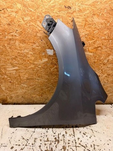 Kotflügel links vorn VW GOLF PLUS (5M1, 521) 1.6
