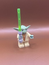 Yoda 8018 7964 Jedi Clone Wars Lightsaber Star Wars LEGO&reg; Minifigure Figure