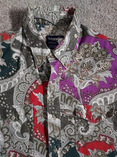 VTG Wrangler Shirt Long Tail Cowboy Cut Western Multicolor Paisley USA 17-36 - Picture 2 of 17