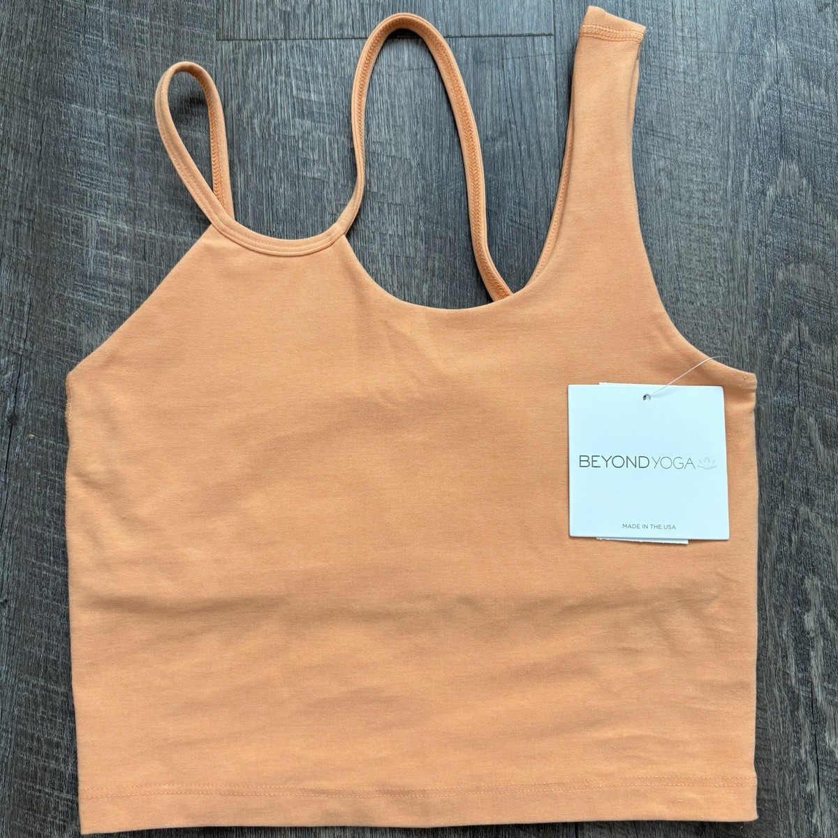   Women’s Honey Brown Elemental Curved Shoulder AllTerritories_OnBody_28976801