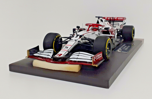 Model Car 1:18 MINICHAMPS F1 Alfa Romeo C41 Kimi Raikkonen Gp Bahrain 2021 - Picture 8 of 12