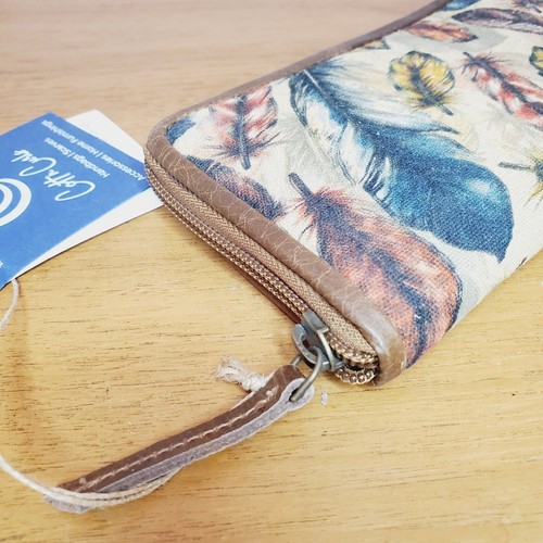 Cott N Curls Feather Zip Womens Wallet Canvas Print 8" Billfold Unique Purse NEW - Picture 4 of 5