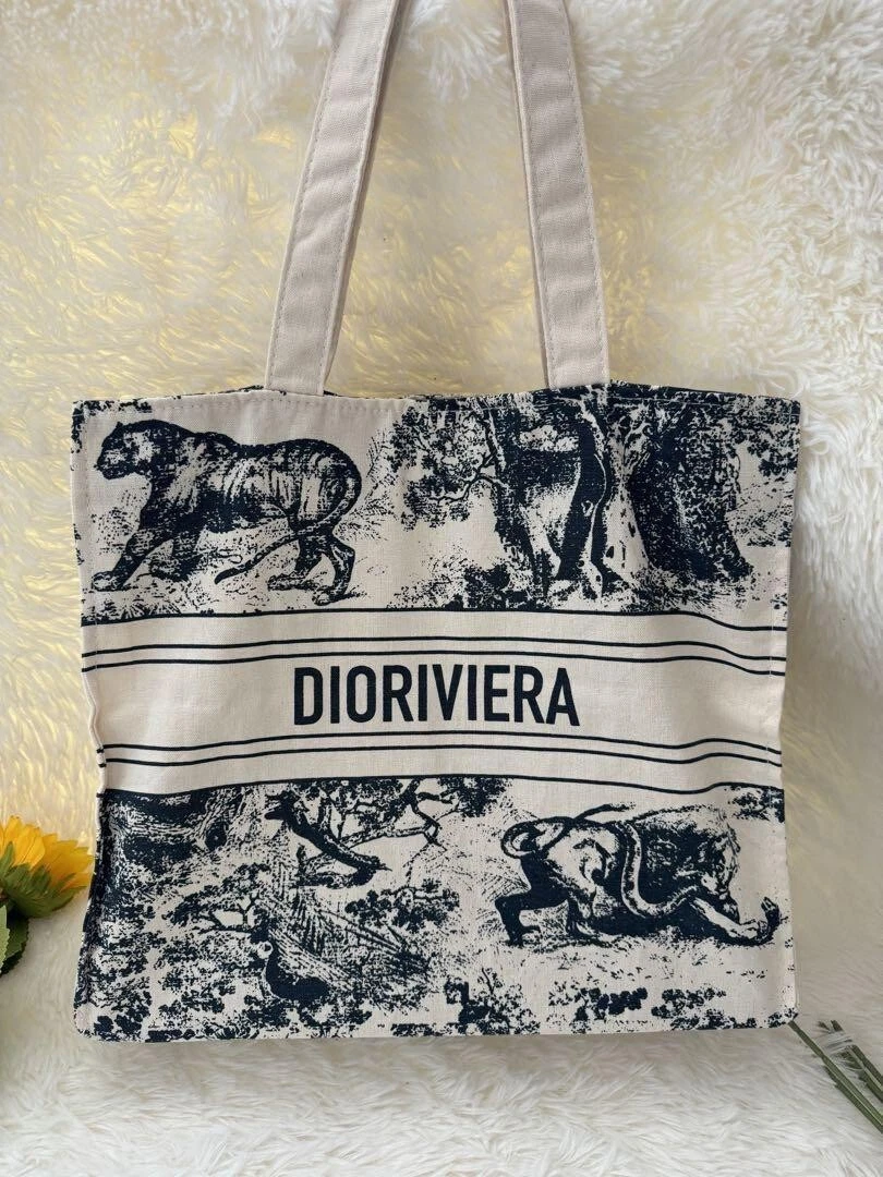 Sac fourre tout Christian Dior Wardujuy nouveauté clients VIP uniquement Japon 15