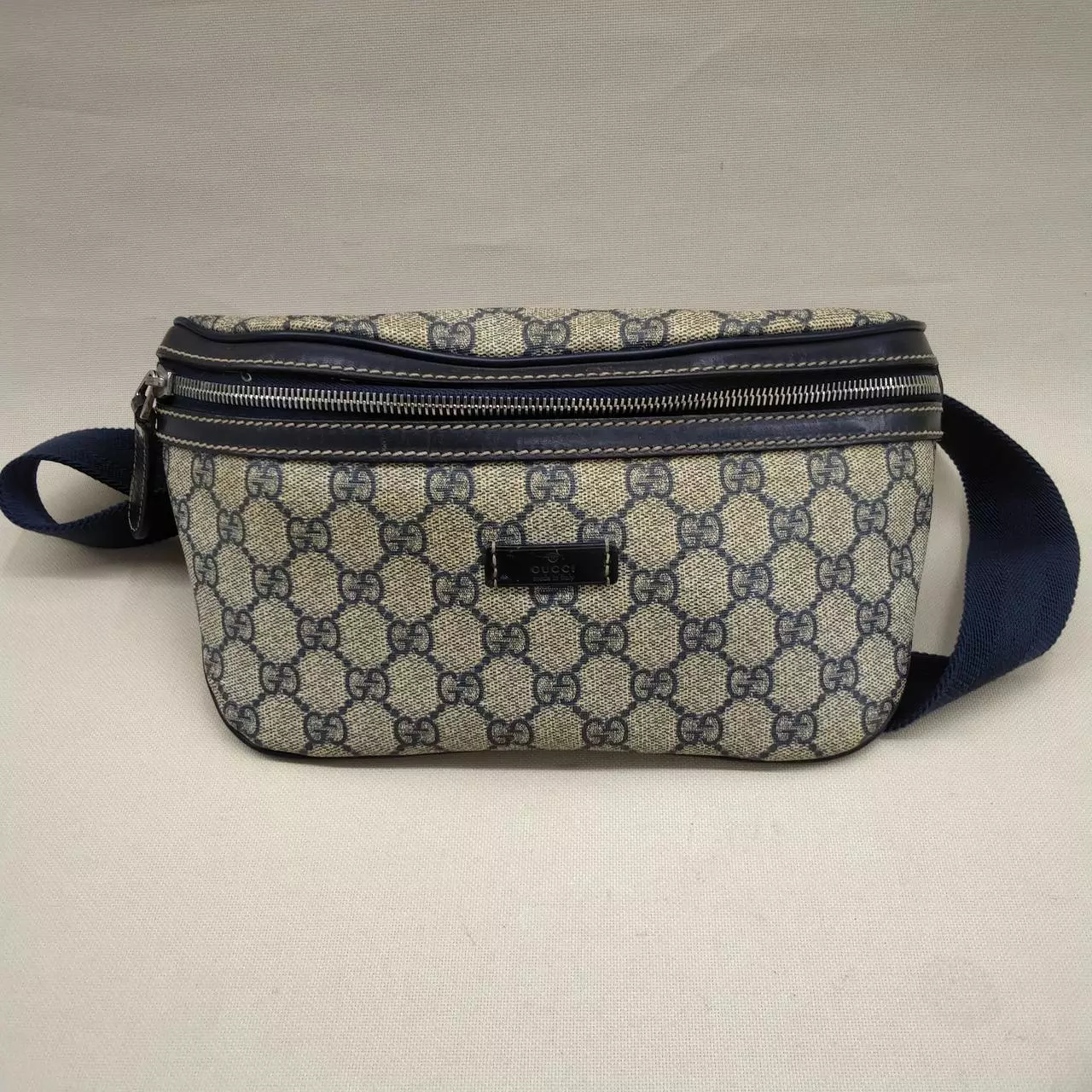 Authentique sac bandoulière Gucci GG Supreme PVC cuir bleu marine taille 233269 du Japon