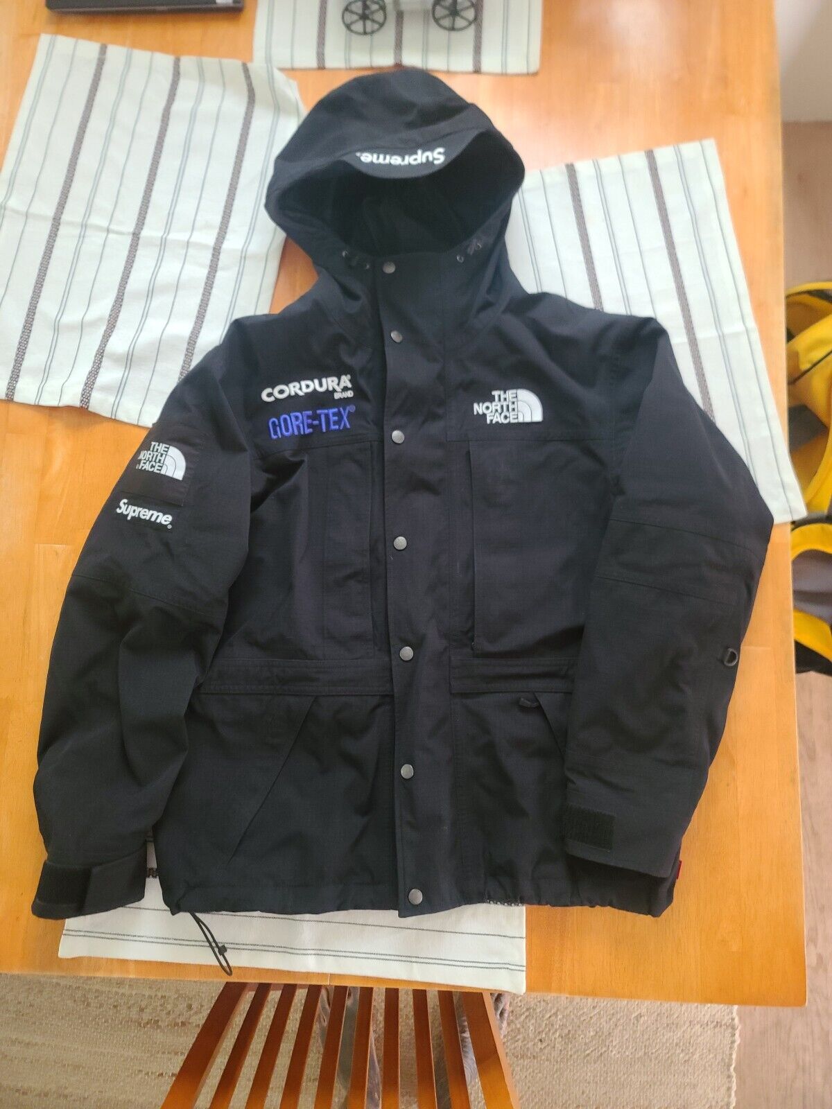 Supreme X The North Face Expedition Jacket Gore Tex Cordura Authentic