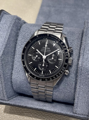 Omega Speedmaster Chronograph 42mm, Black Dial - Steel, 310.30.42.50.01.001