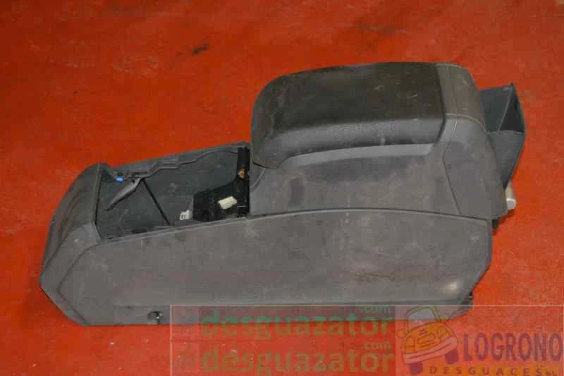 1322439 apoyabrazos central para FORD FOCUS C-MAX CAP2003 AMBIENTE 2003 127770 - Imagen 4 de 4