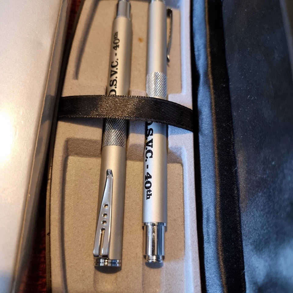 2 X Titanium Ink Fountain Pens..personalised..New.never Used.Hard Case. - Image 4 of 4