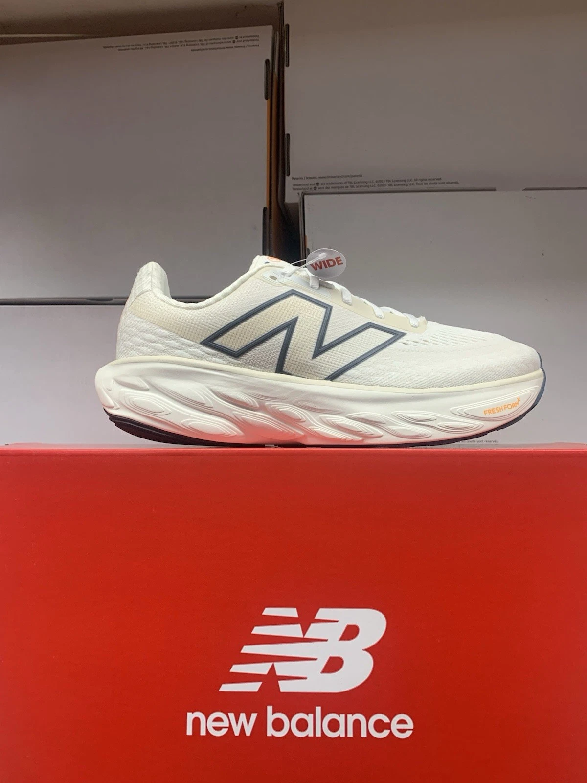 NEW BALANCE M1080C14 Men's NEW 2E Wide Width
Opens in a new window or tab