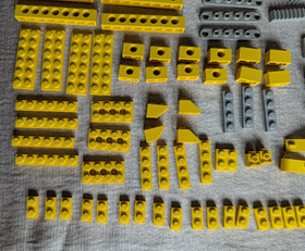 LEGO TECHNIC: Universal Set (8020) with Box & Instructions *Missing some pieces