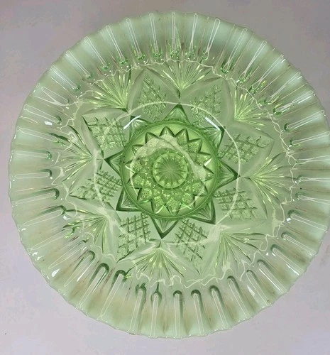 Vintage Hazel Atlas Green Uranium Glass Bowl Diamond Arches Depression 9"