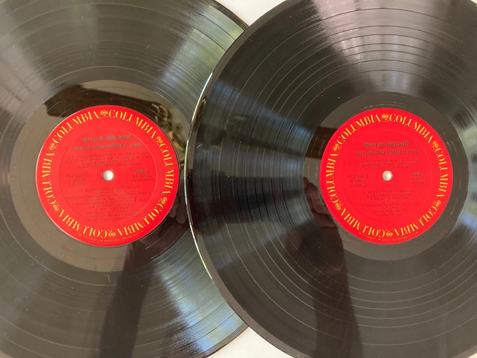 Willie Nelson – Willie And Family Live (2X) LP - 1978 - VG+/VG+ - Image 2 of 4