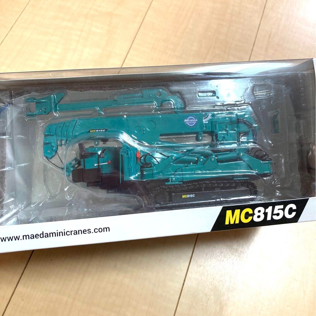 MAEDA MC815C スパイダークレーン ミニチュアモデル 1/32 Display