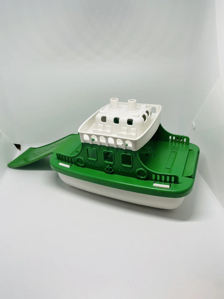 Green Toys -Vehicle Ferry Boat Green and White Bathtub Toy Made in USA - Image 2 of 4