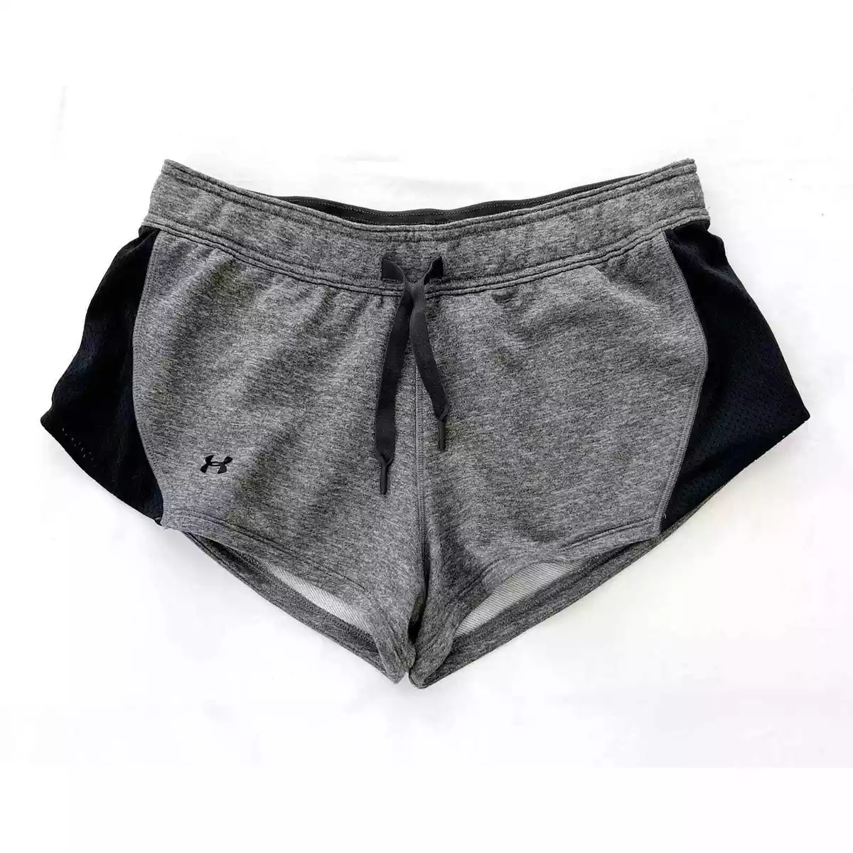 Under armour online lounge shorts