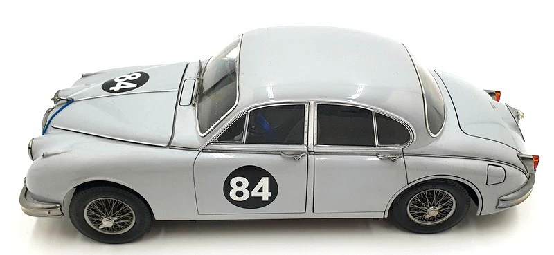 Modelo Iconos Escala 1/18 Diecast DC3322B - Jaguar MkII Racing #84 Con Estuche Foto 3 de 4