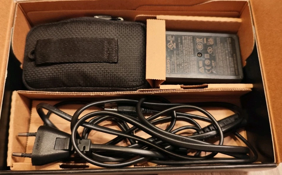 Casio EXILIM ZOOM EX-Z75 7,2 MP Digitalkamera - Silber - Bild 3 von 4