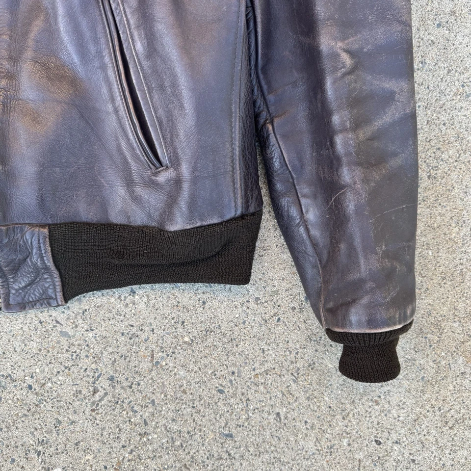 Chaqueta Bomber Vintage Años 40 50 United Sportswear Cuero de Caballo Cuero Mediana Foto 2 de 4