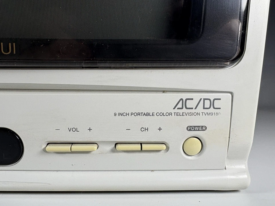 Sansui TV Portable Gaming Television 9” TVM9180 With Remote - Image 3 of 4