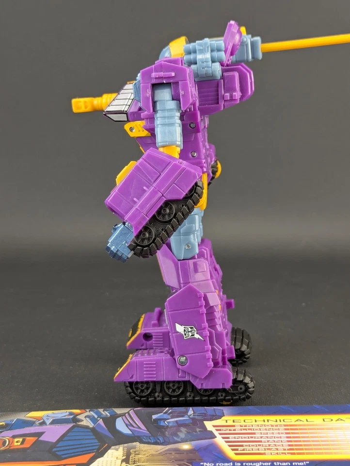 Transformers Botcon Machine Wars Strika complete Hasbro Timelines 2013 - Image 2 of 4