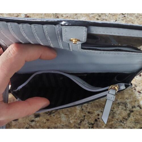Neu Victoria’s Secret The Victoria Tech Kalbsleder Clutch Geldbörse Organizer V-Stepp - Bild 5 von 5