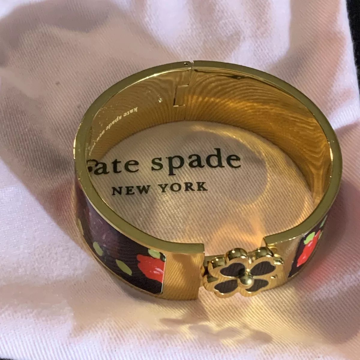 Kate Spade Gold Heritage Spade Flower Wide Hinged Bangle