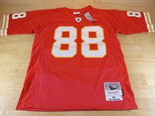 Tony Gonzalez Cards, Rookie Cards and Autographed Memorabilia Guide 26