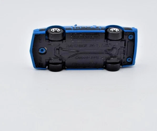 火柴盒 Superfast 雪佛兰科迈罗 IROC Z28 蓝色 澳门模型车 复古 — 第 4/4 张图片