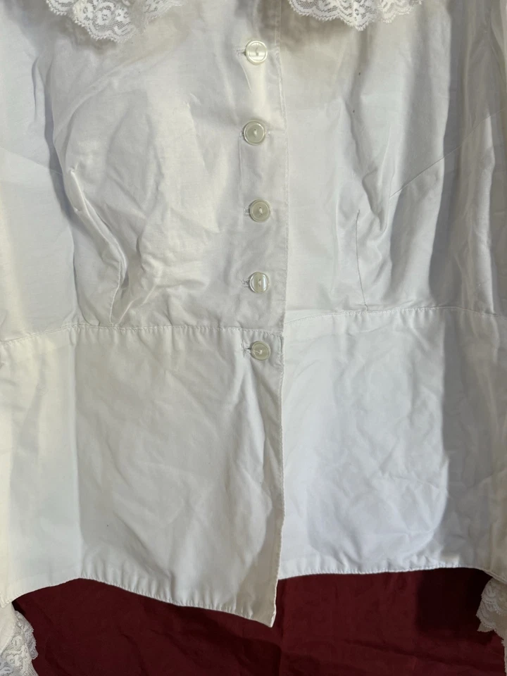 Blusa vintage hecha a mano con cuello de encaje blanca victoriana pradera estilo años 70 usada en excelente estado Foto 4 de 4