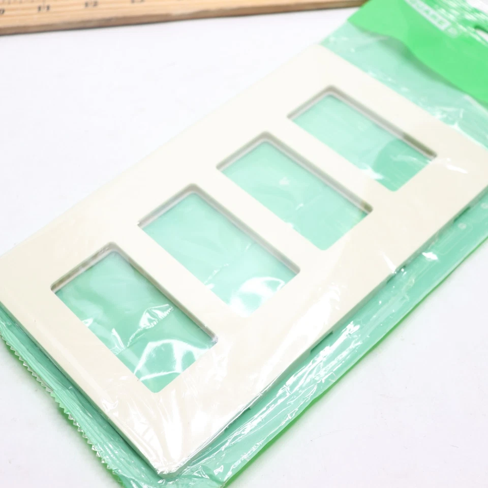 Placa de pared Schneider Electric 4 velocidades serie X tamaño estándar sin tornillos Foto 3 de 4