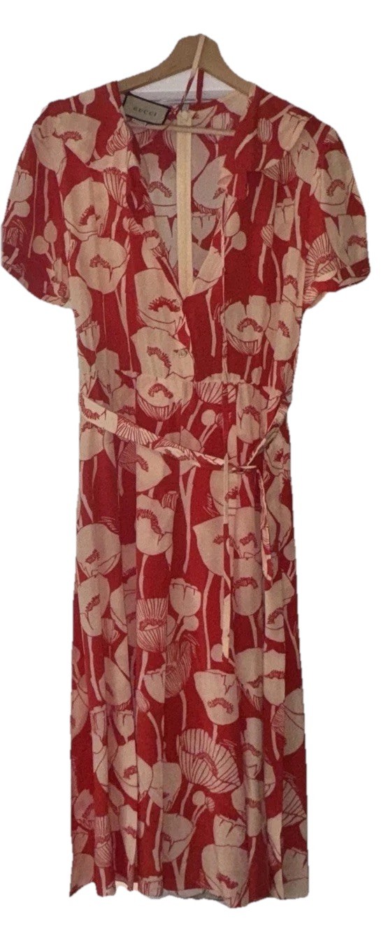 100% Silk Gucci Dress. Size 12. Red And White. Frill Collar