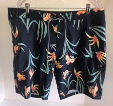 Vissla Board Shorts Men 38 Blue Swim Trunks Upcycle Coconut Unlined Blue Floral