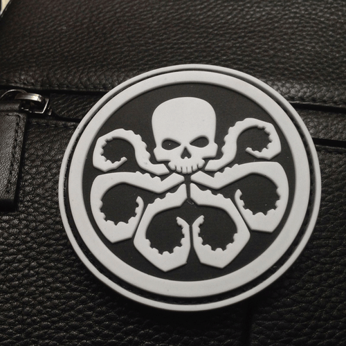 Parche de gancho de goma 3D PVC Luminoso Hydra Logo Capitán América Hydra Avengers - Imagen 5 de 7