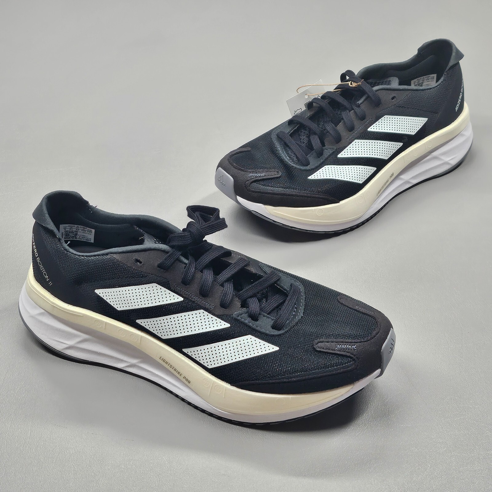 Adidas Adizero Boston 11 Women's Running Sneakers Black White Grey Size 8