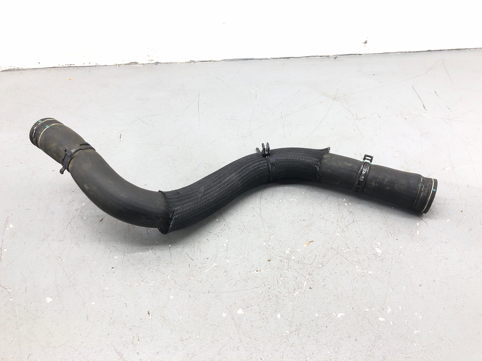 2020-2023 MCLAREN GT 4.0L ENGINE COOLANT MISC WATER HOSE LINE OEM 2021 2022