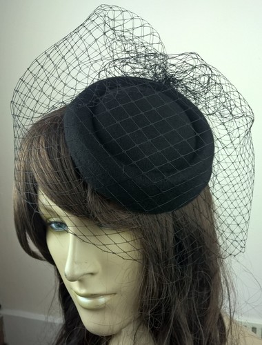 black felt mini pill box hat black 
