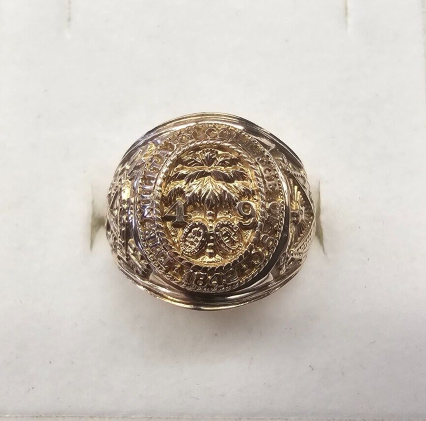 Mens Balfour 10K Yellow Gold 1949 Citadel Military College Ring Size 7