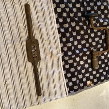 Vintage Tap and Die Threader Pipe Antique Tool