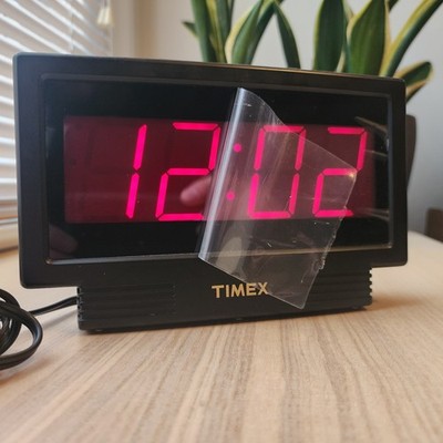 Vintage Timex Digital Alarm Clock With Nature Sounds Birds Ocean Brooks T133NB