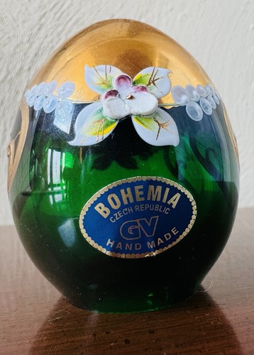 BOHEMIA Emerald-Green Czech Crystal EGG (24kt Trim,Hand-painted) 2.75” MINT - Picture 1 of 23