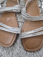 NWT Girls Size 4 Wonder Nation Sparkly Silver Strap Sandals