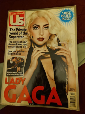 Lady Gaga - The Private World From the Editors of Us Magazine With Posters 2011