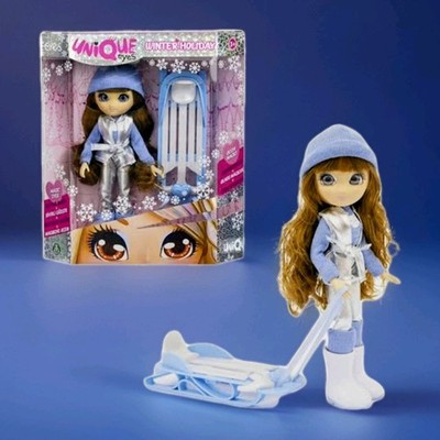 Giochi Preziosi Unique Eyes Puppe 25 cm   Sophia mit ihren Augen mit Winterkleid