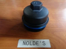 GM Oil Filter Filler Housing Cap 55593189 SK42 DS677 B4