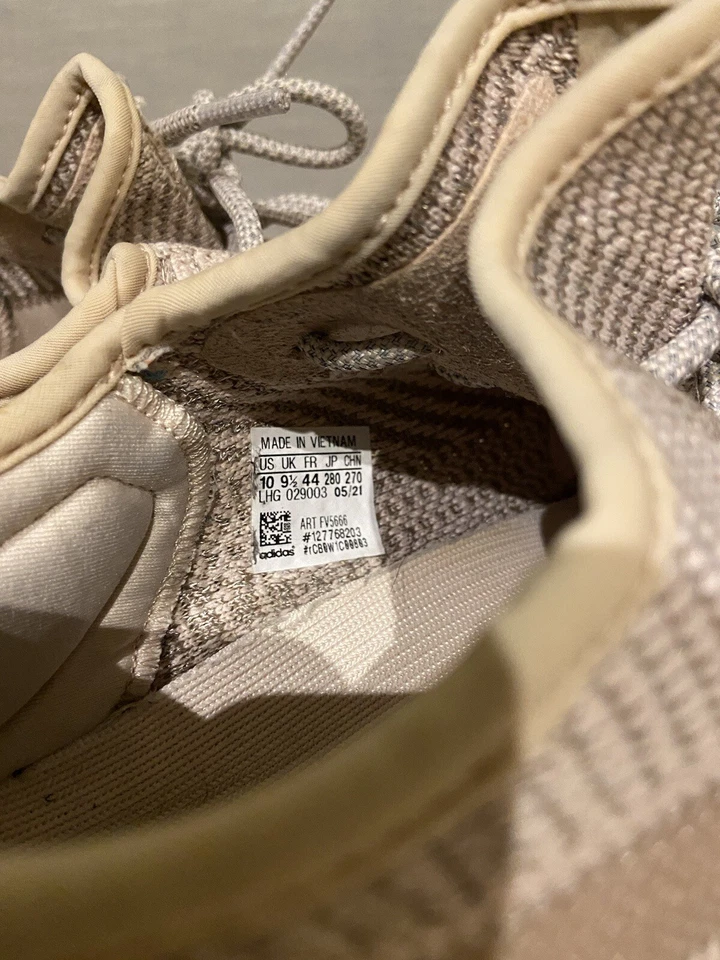 ADIDAS YEEZY Boost 350 Ape 779001 Size 13 1/2, photo 4 of 5