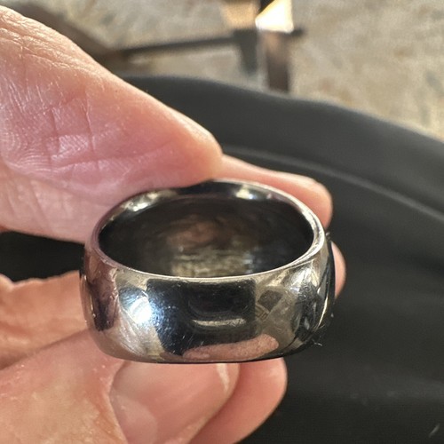 KENNETH JAY LANE,purple/clear PAVE CRYSTALS GUNMETAL RING, SIZE 9 - Picture 8 of 8