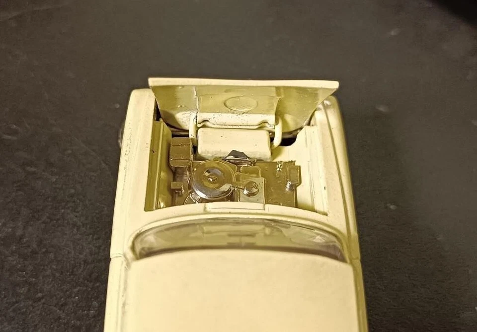 1/43 Moskvich Moskvitch 412 A2 Médico NOVOEXPORTACIÓN Saratov 1980 ¡CAJA URS! Foto 3 de 4