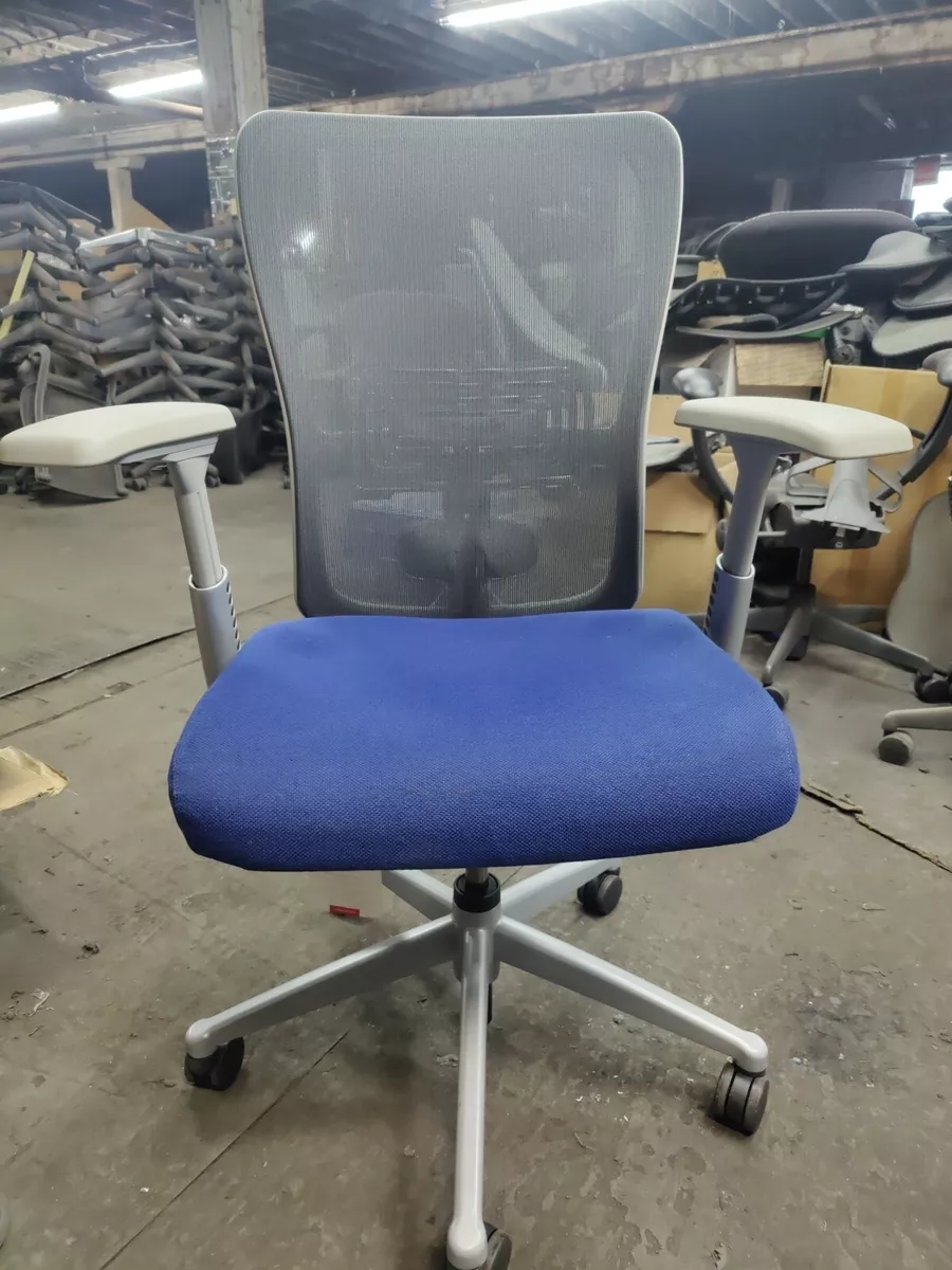 New Open Box Executive Chair By Haworth Zody W Gray Arms And Blue