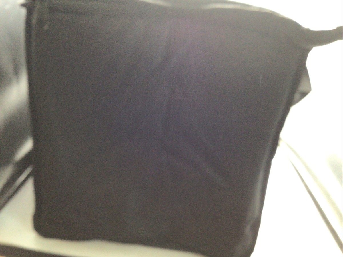 black uber eats bag